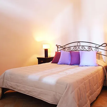 Mirabo Luxury Fira (Santorini)